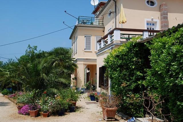 Bungalow Leo Savudrija Exterior foto